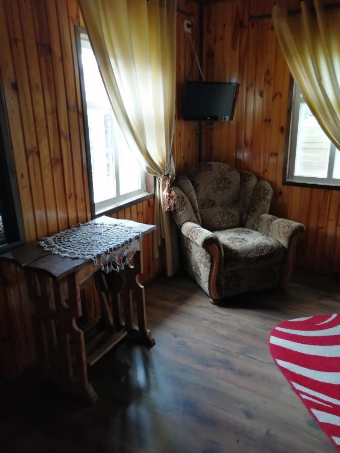 Ostrovo Usadba Kupalinka酒店 外观 照片