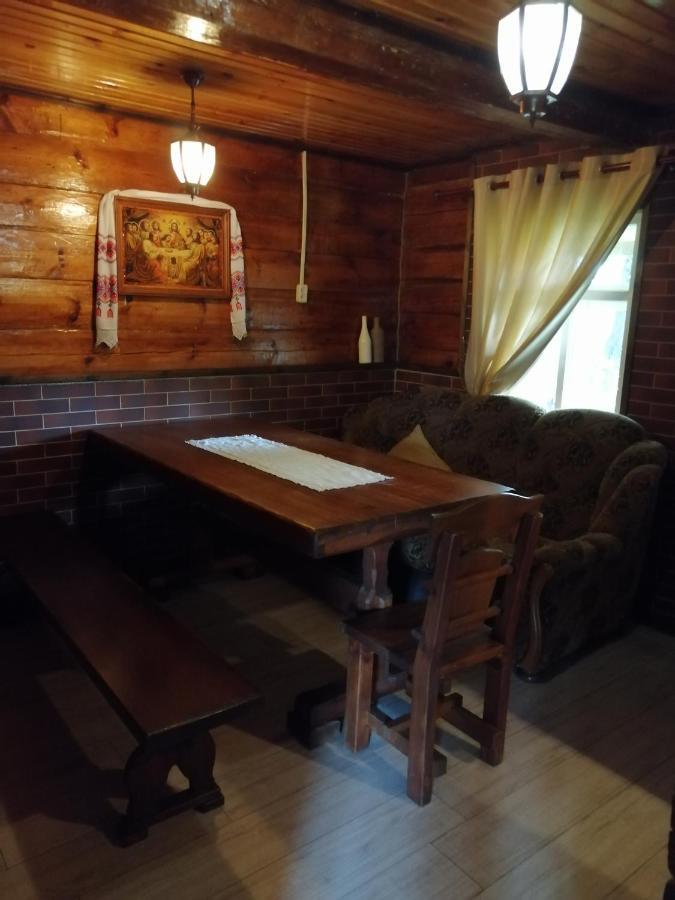 Ostrovo Usadba Kupalinka酒店 外观 照片